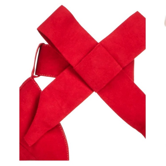 Red Faux Leather Shoes with bow - Picture 13 of 16